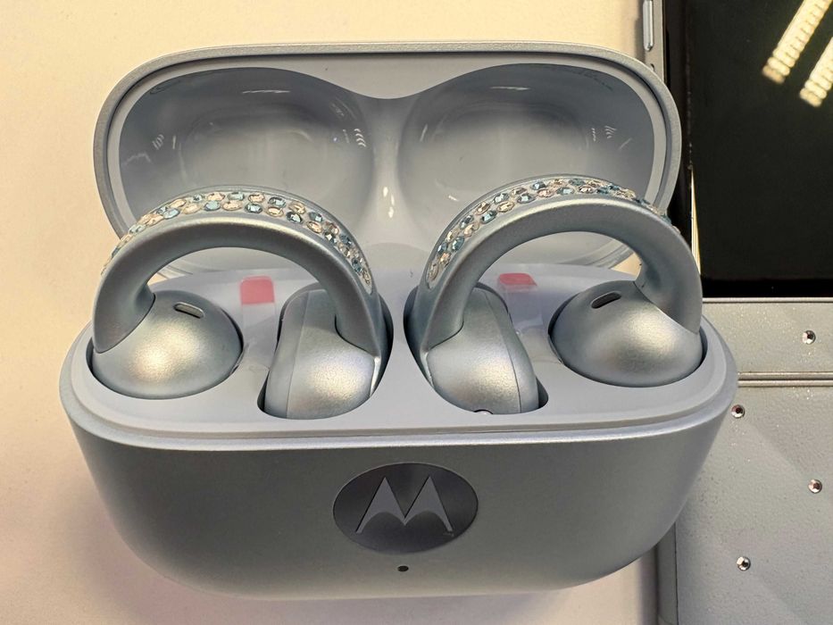 Motorola Razr + buds loop Swarovski Collections