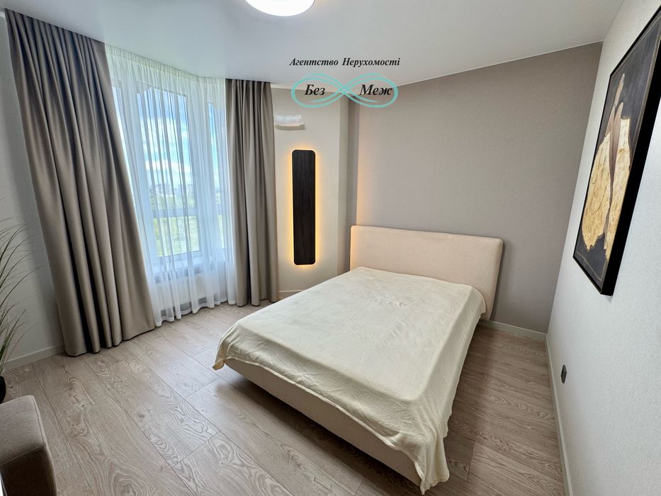 Дизайнерська нова 2к квартира Софія Резиденс