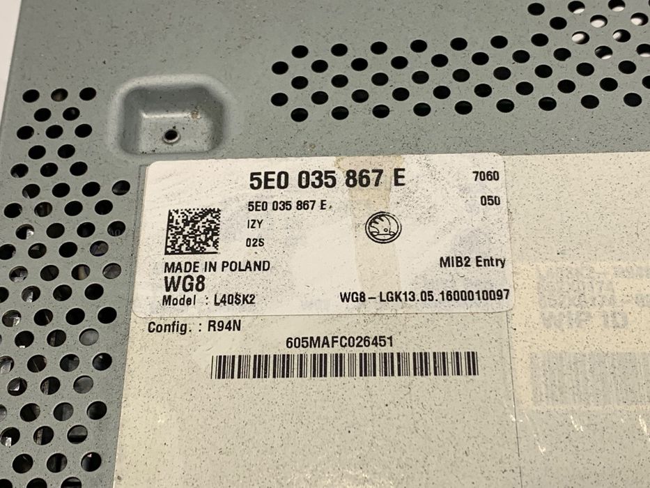 RADIO SKODA OCTAVIA III 5E0035867E ODTWARZACZ MULTIMEDIA, STEREO