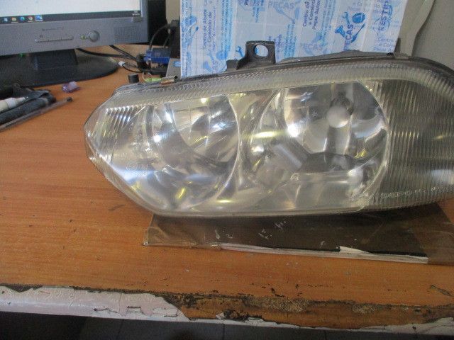 Ótica / farol esquerda ALFA ROMEO 156 (932_)