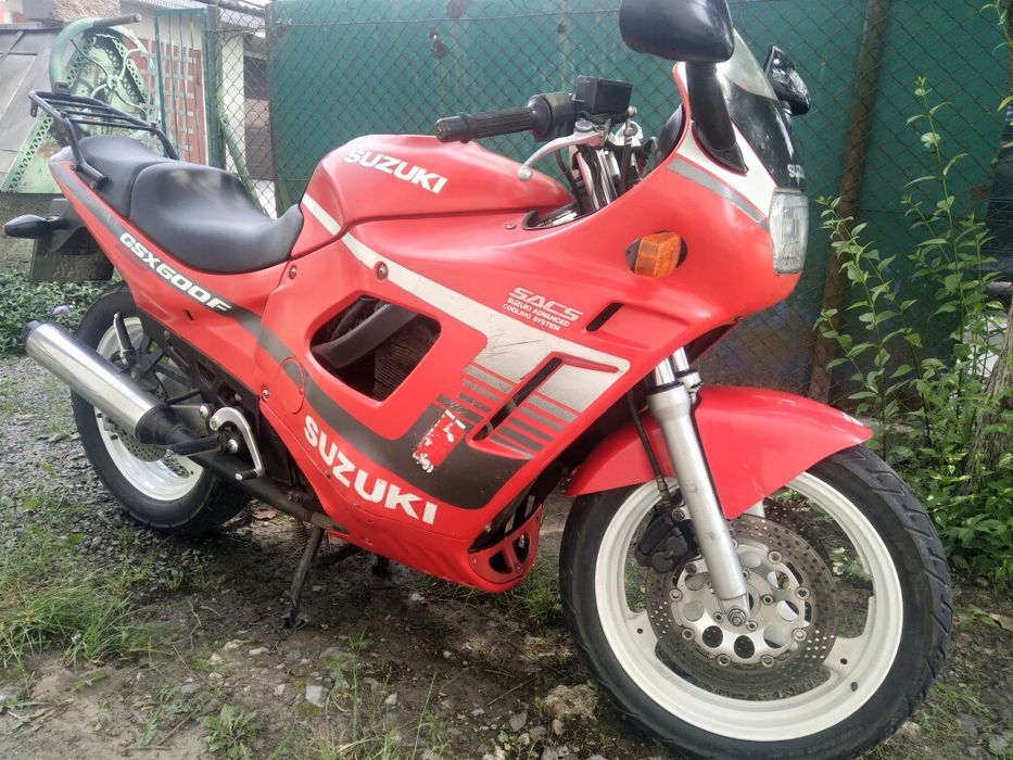 Мотоцикл Suzuki GSX600-F katana