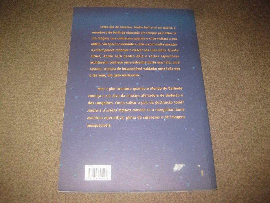 Livro "André e a Esfera Mágica" de Manuela Gonzaga