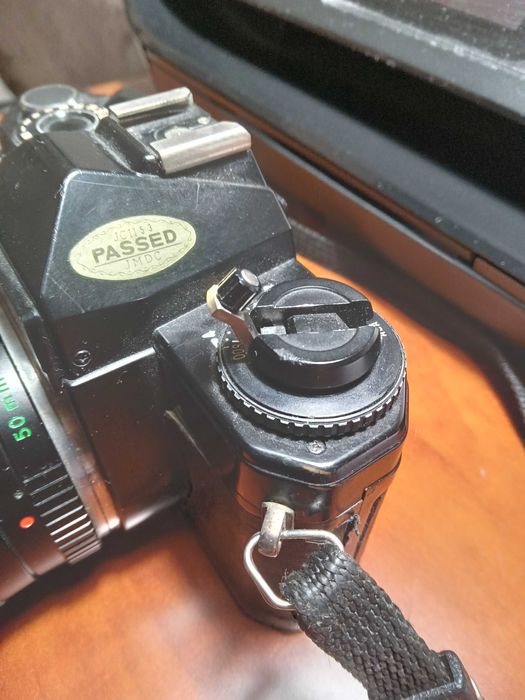 Aparat fotograficzny analogowy YASHICA - stan dobry +  filtry HAMA