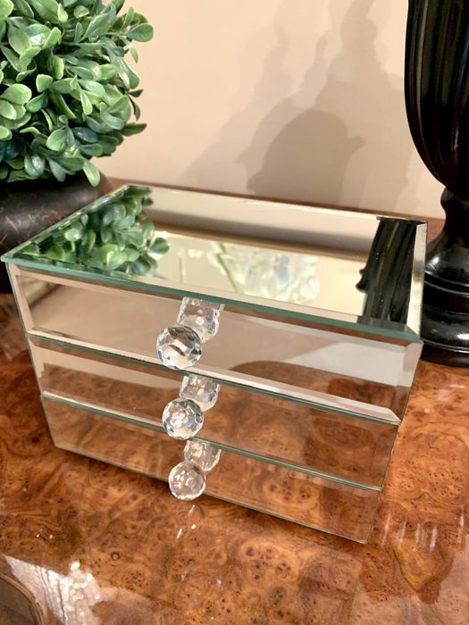 Szkatułka na biżuterię Zara Home Lustrzana 3 szufladki Pudełko