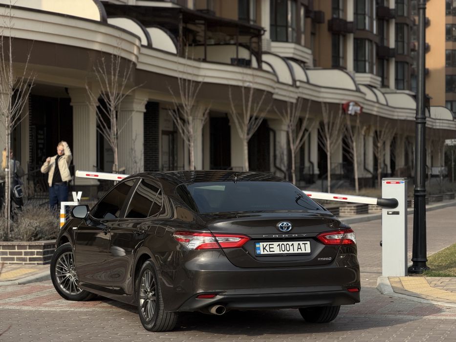 Toyota Camry 2.5 Hybrid