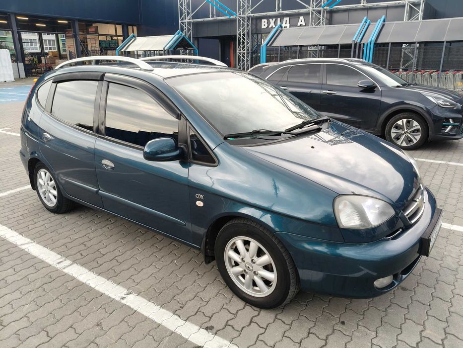 Продам автомобіль Шевроле