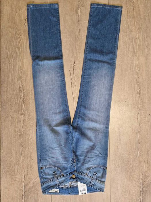 Nowe damskie spodnie jeansowe LEE Leola rozmiar W29 L33
