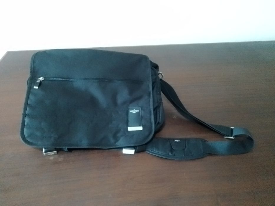 Duas malas para  computador . Promoção romoção