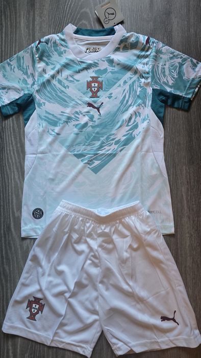 Conjunto de criança Portugal