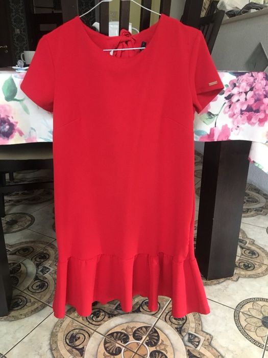 Sukienka czerwona Mohito