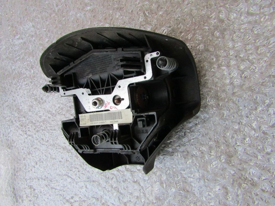 Airbag do volante Peugeot 206 ano 2003 a 2006 em bom estado