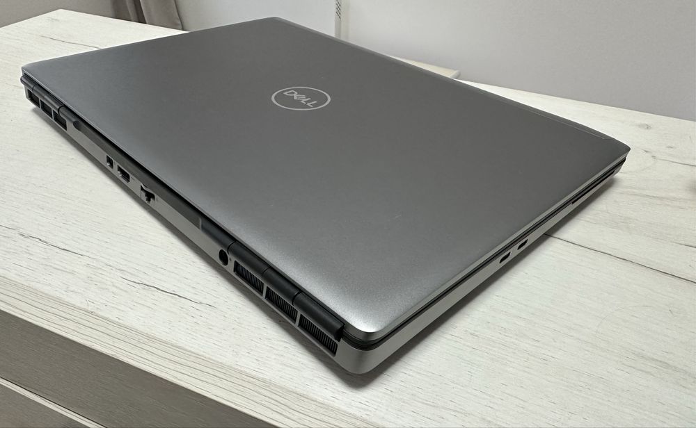 DELL Precision 7550 FHD IPS| i7-10850H|32 DDR4|SSD 512|NVIDIA 4Gb| LTE