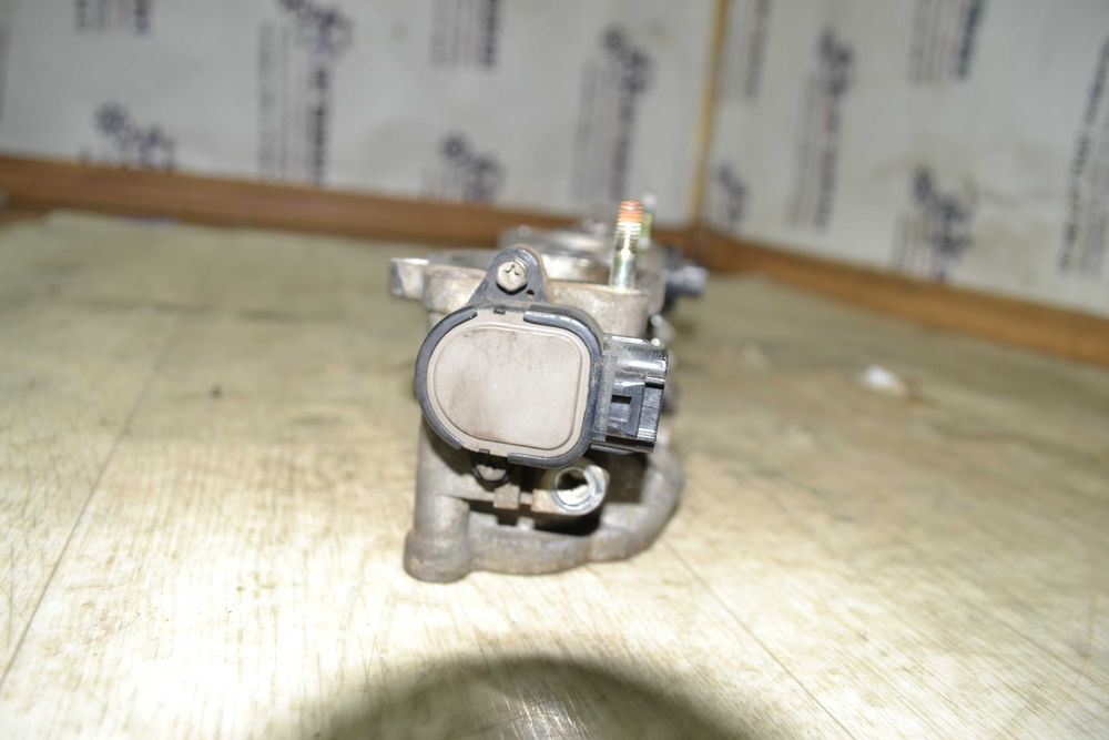 Б/у Впускний колектор з дросельною заслонкою Subaru Impreza WRX 2.0 Бензин Turbo EJ205 14011AA535