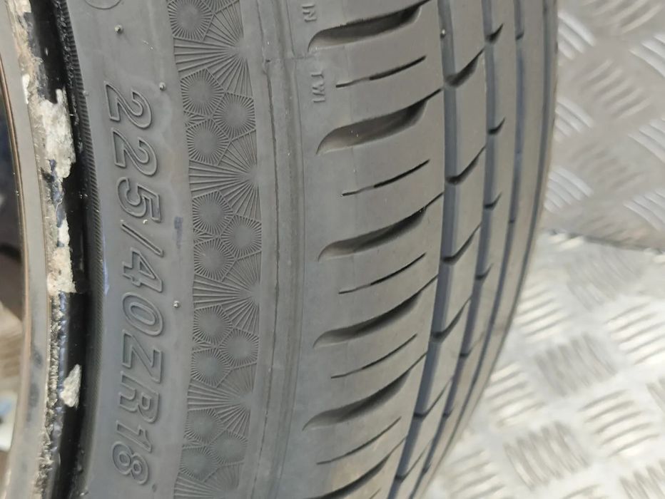 Jantes 18 BMW Serie 1 E81 E82 E87 E88 8.5J ET52 5x120 Look Style 167M