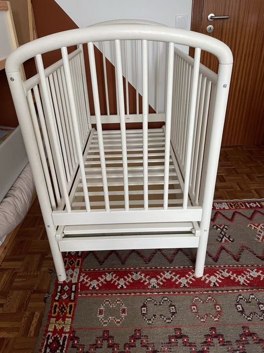 Cama de grades /berço - Sobrinca