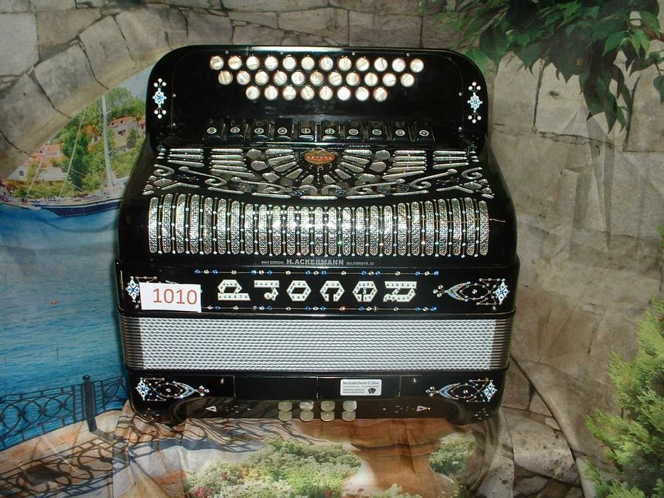 Concertina para venda N, 1010