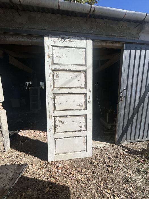 Portas de celeiro e janelas antigas