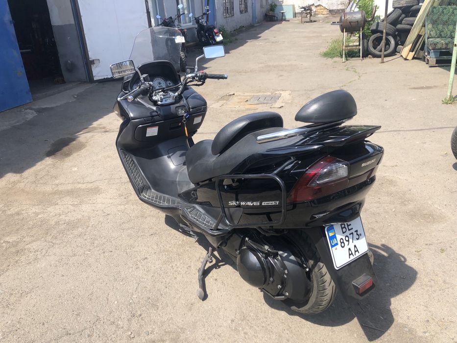 Suzuki skywave 400