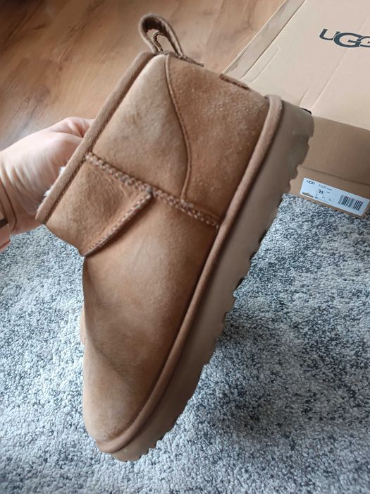 Botki Ugg 42, beżowe, skóra