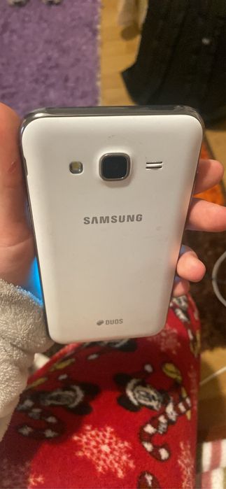 Telemóvel Samsung J5 branco