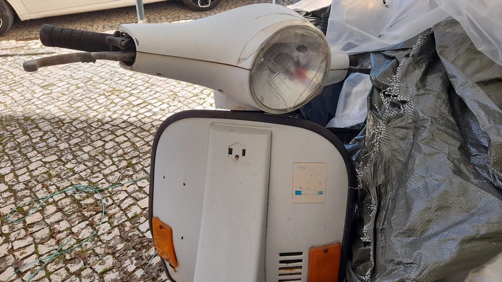 Vespa 50cc 1994 para restauro