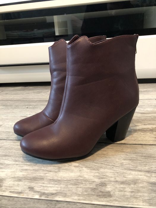 Botki bordowe 38