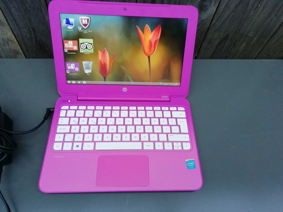 hp dts intel inside laptop retro windows 8 mały zgrabny pink