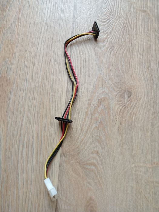 Переходник для SSD/HDD Molex to Sata