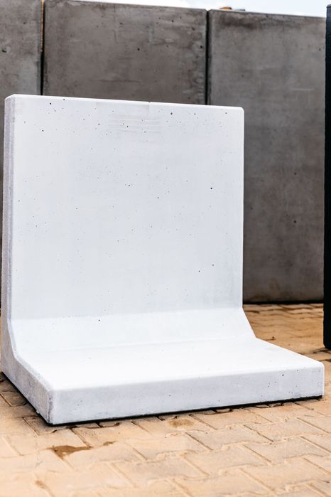 Elki Betonowe - Stabilność i Trwałość na Lata!