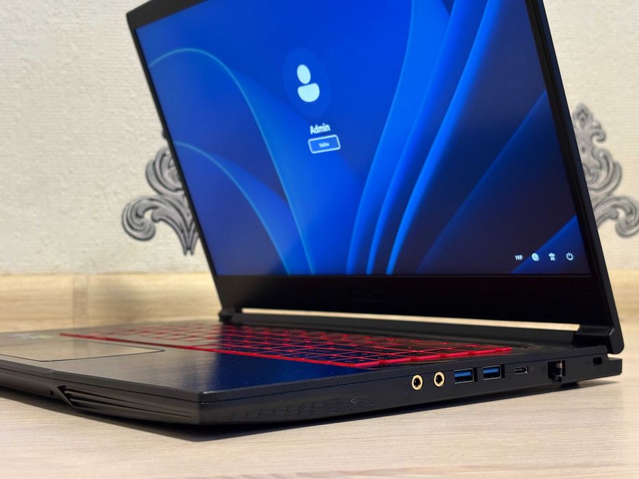 Ігровий ноутбук MSI Thin GF63 / i5-12450H / RTX 3050 / 16GB RAM / 512GB SSD