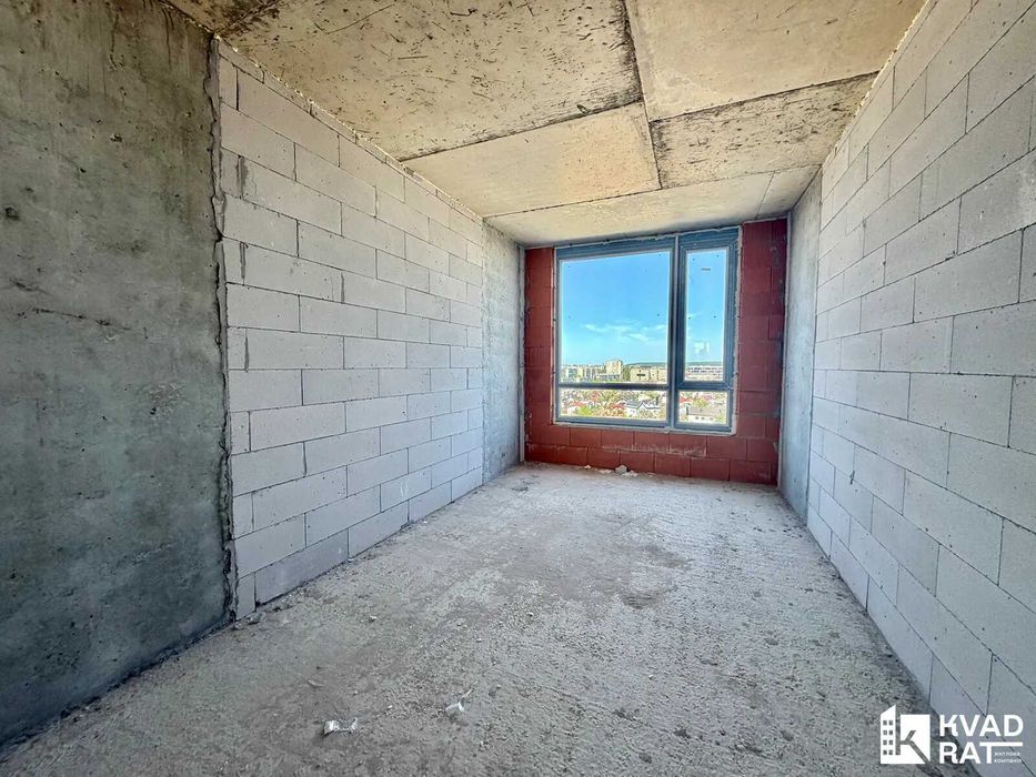 Продаж просторої 1 кім в жк Manhattan Up ремонт у літку