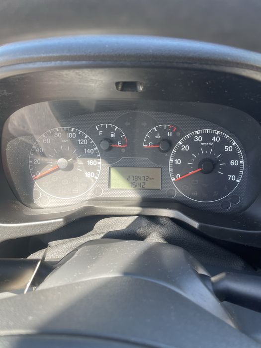 Fiat Fiorino 5 lugares