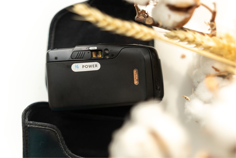Плівкофий фотоапарат Ricoh FF-10 twin super