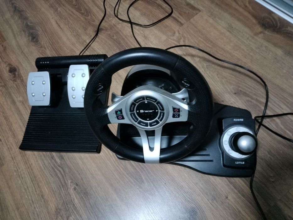 Xbox one+gry+kierownica