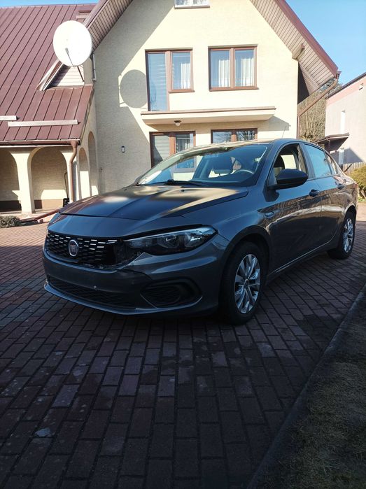 Fiat  Tipo II sedan 1.4 benzyna, uszkodzony 10 900 zł