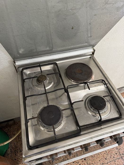 Fogão a gás com forno