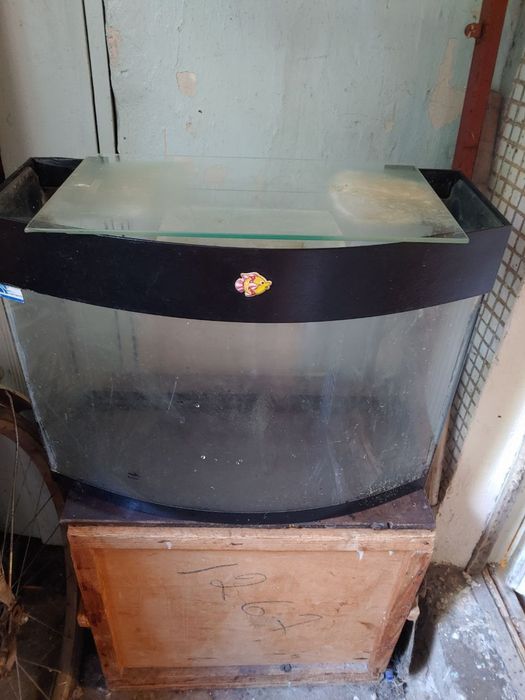 Продам аквариум 65 л