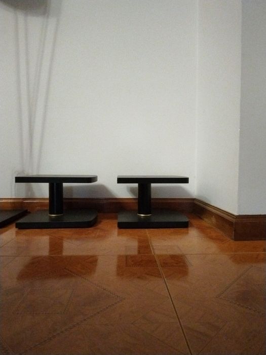 Suportes para alto-falantes