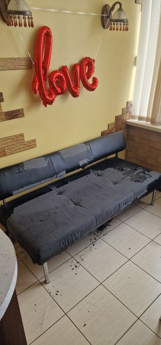 Продам диван добротний