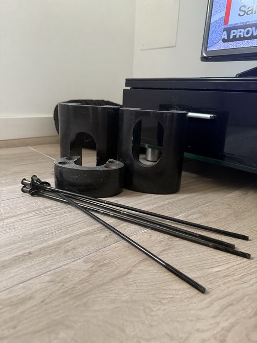 Conjunto  Sofá + Móvel TV