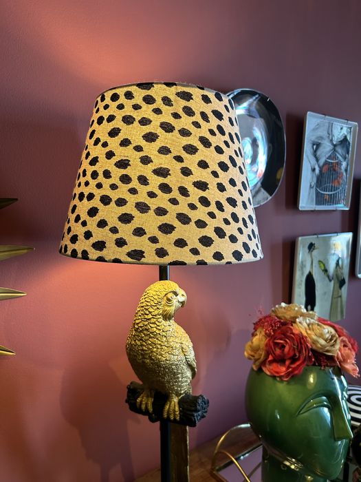 Candeeiro papagaio e tigresa 73 cm altura