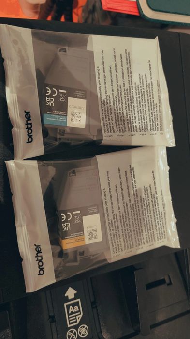Vendo impressora Brother com dois tinteiros