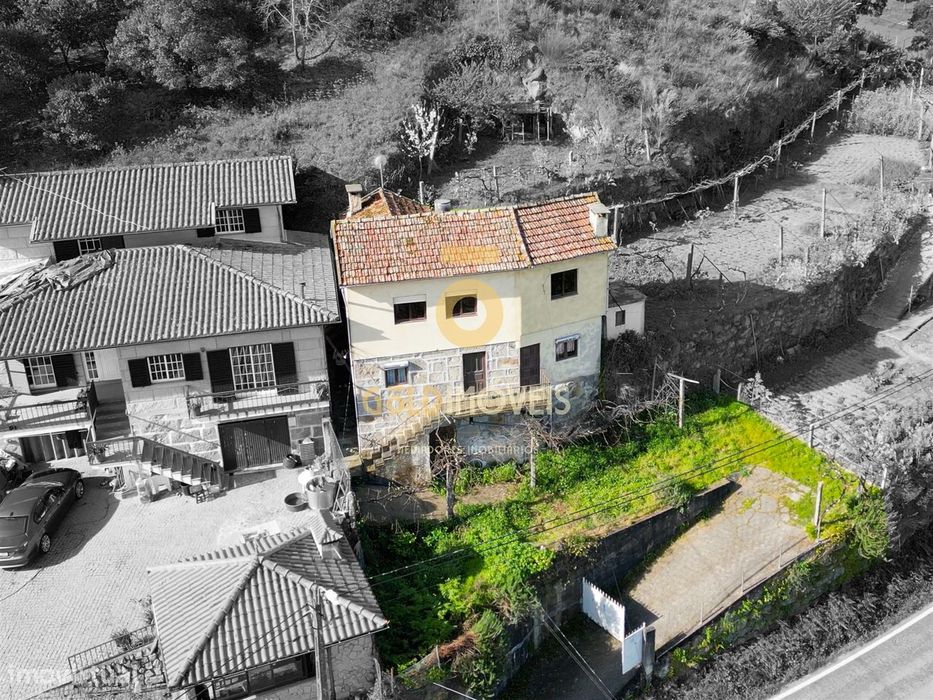T3 House for Sale in Fornos, Castelo de Paiva