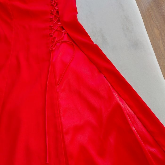 Sukienka czerwona na wesele r. 36