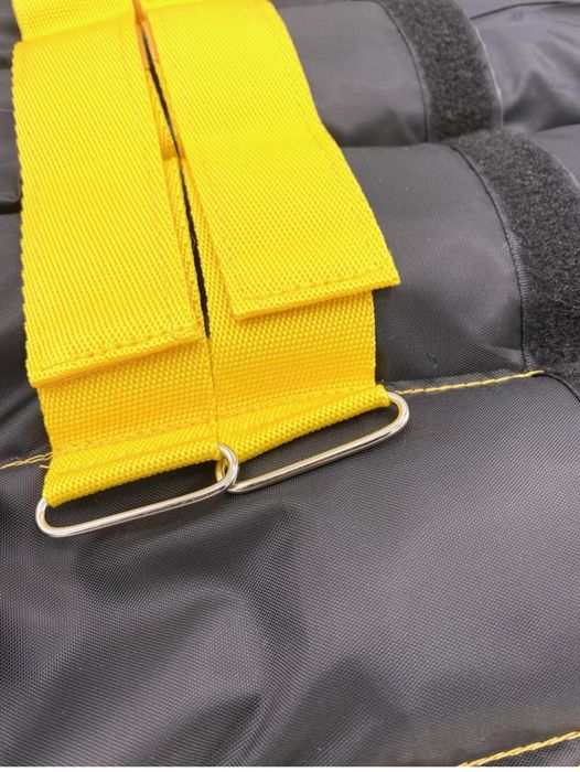 Нові обважнювачі для рук і ніг регульовані по вазі.Пара по 2,5 кг.