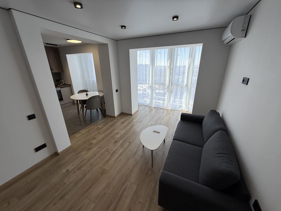 Оренда 2-кімнатної квартири Студії  р-н  Ж/М Тополя-3