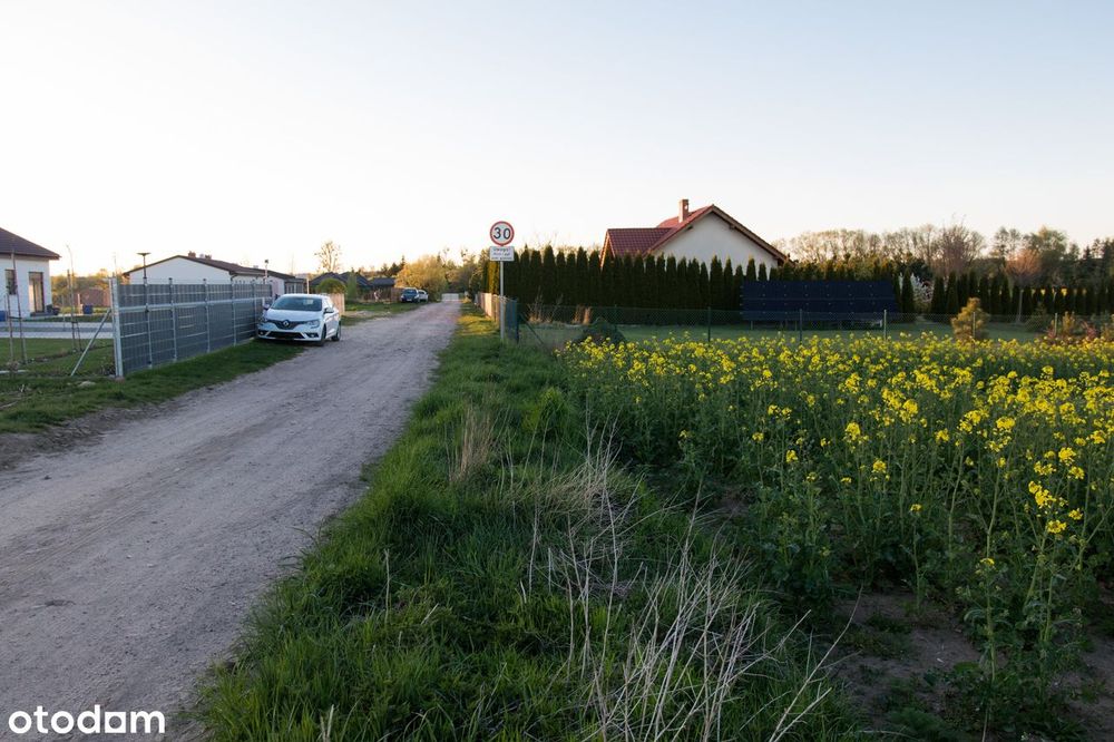 Działka budowlana 1 138 m² w spokojnej i pięknej okolicy - View 5