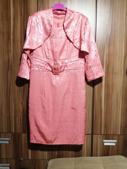 Sukienki Nowe i stan idealny L