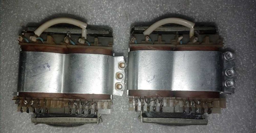 Рабочии трансформаторы 2шт.-Ария 102,2шт.-Радиотехника У101.