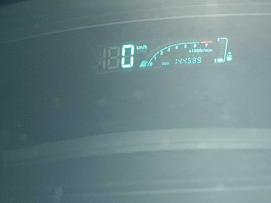 Toyota Yaris 1.0 VVT-i.69CV.Como Novo! 144.589Kms!Negociável-URGENTE!